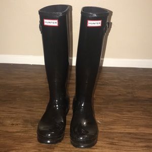 Hunter Rain Boots 👢